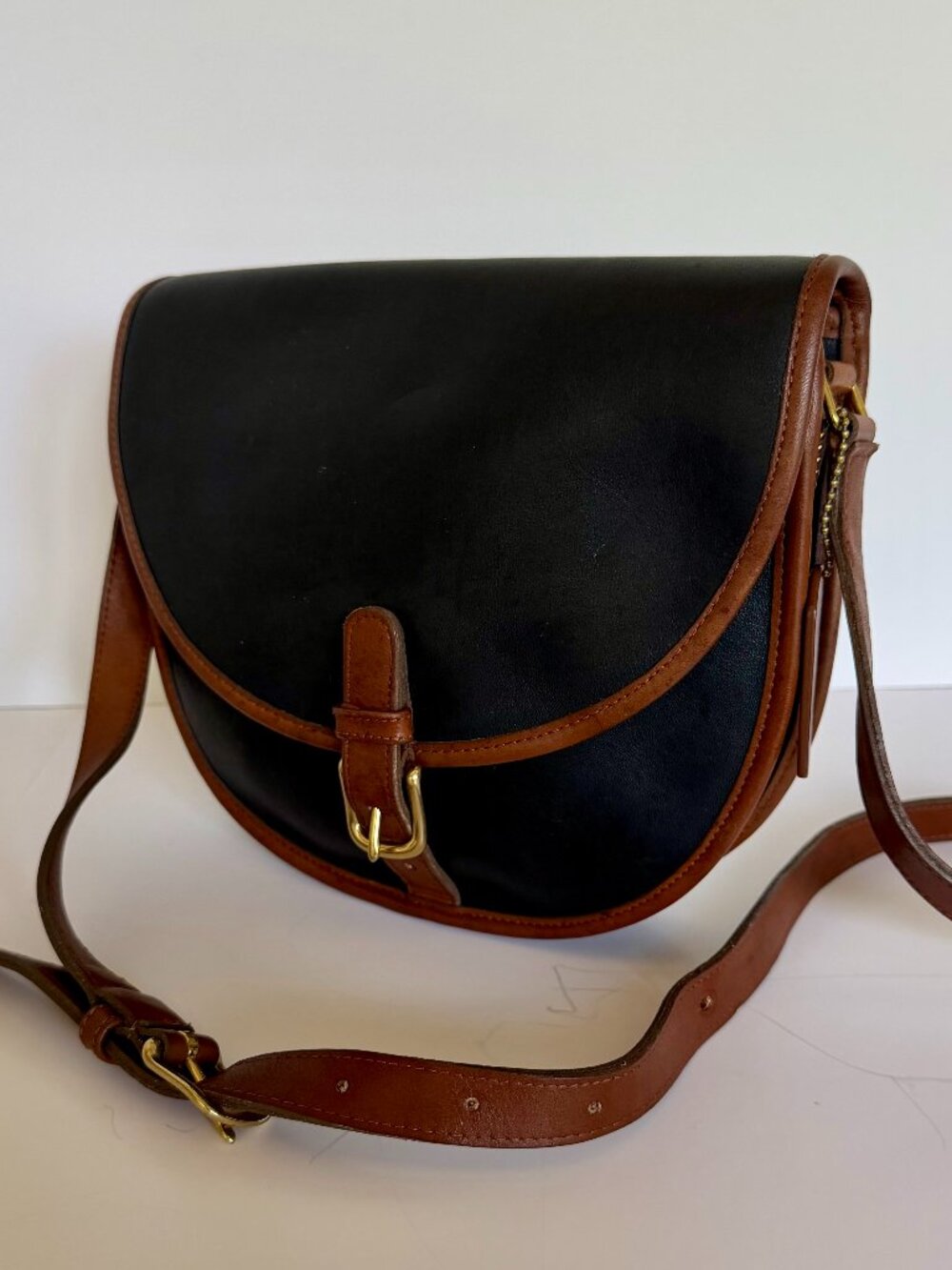 Vintage COACH Spectator Collection Riding Bag, Style 6750, in Navy and Tabac Tan
